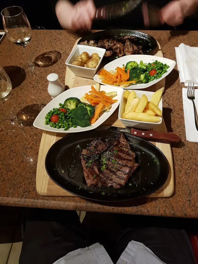 Menu_La Fontana Restaurant & Wine Bar_Charvil_image_6