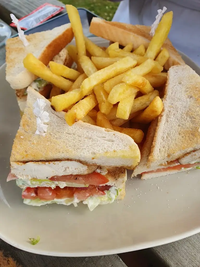 Menu_Burattas_Charvil_imagen_5