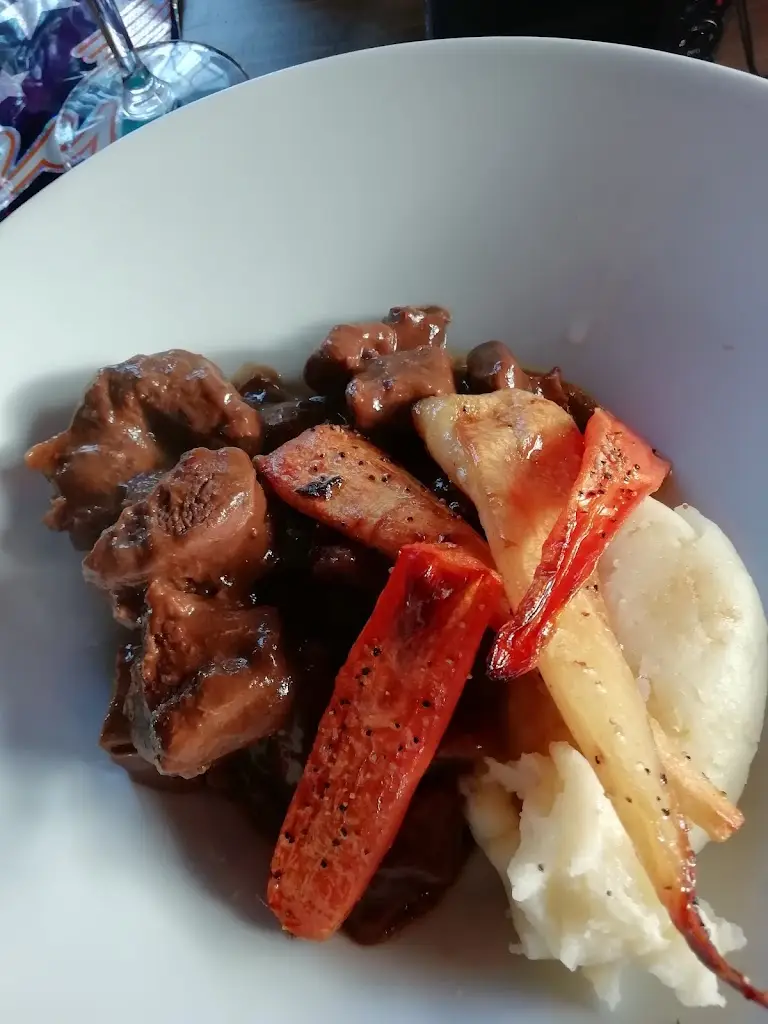 Menu_Heron on the Ford_Charvil_image_8