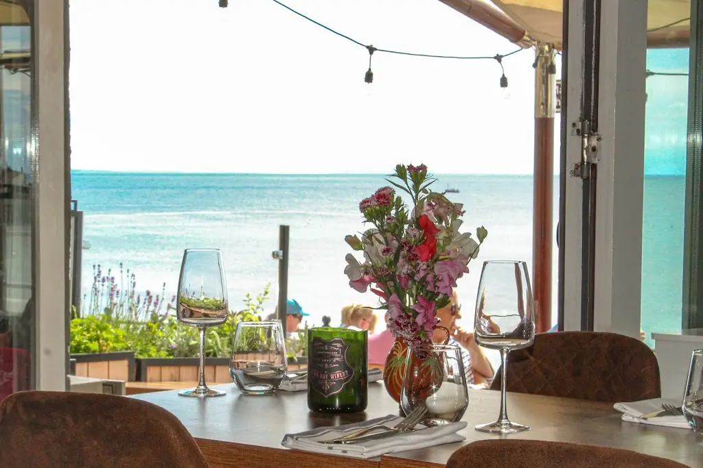 Tom's Lyme Regis_Charmouth_slider_image_1