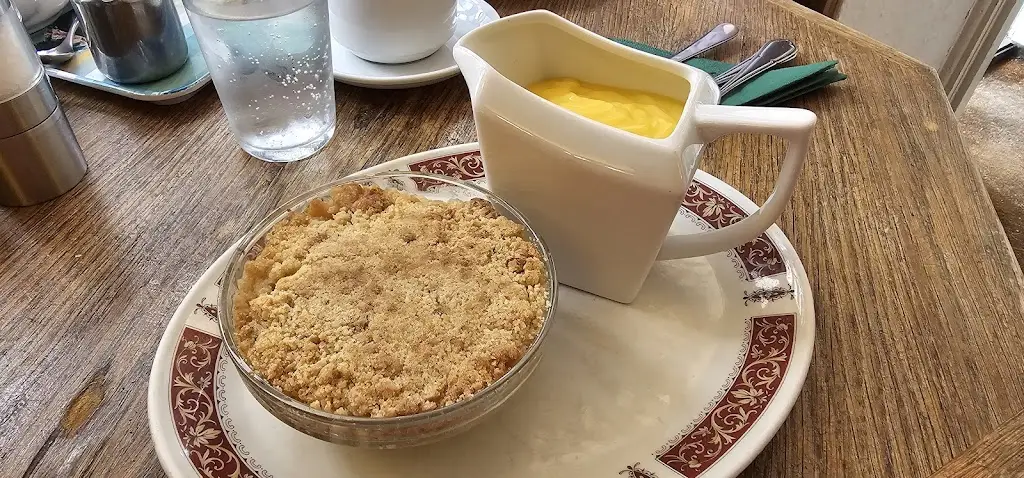 Bell Cliff_Charmouth_slider_image_3