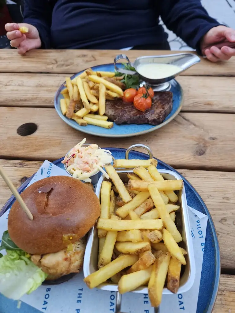 Menu_The Pilot Boat_Charmouth_image_5