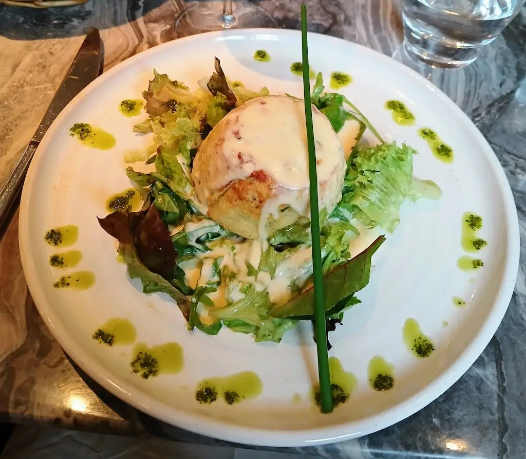 julie buckham_Fellinis Restaurant_Ambleside_recensione