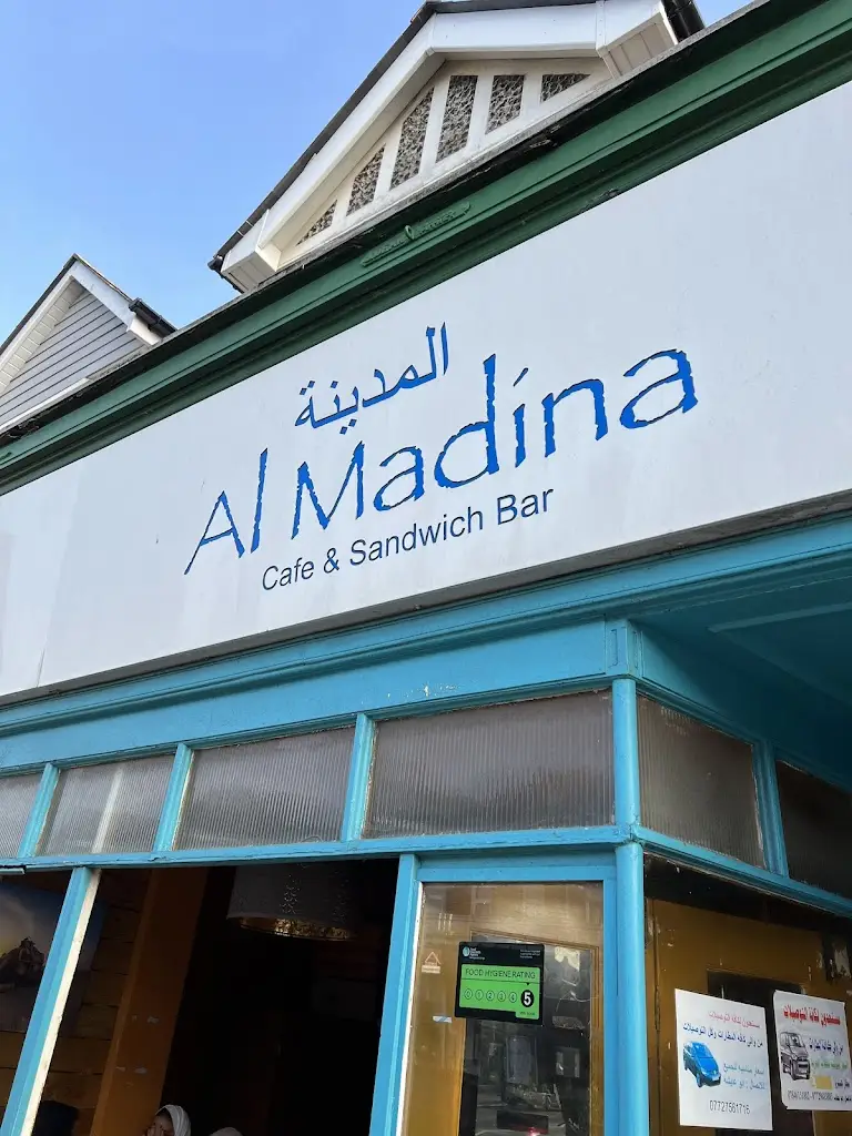 Irfan Ahmad_Almadina resturant & cafe_Charminster_Bewertung