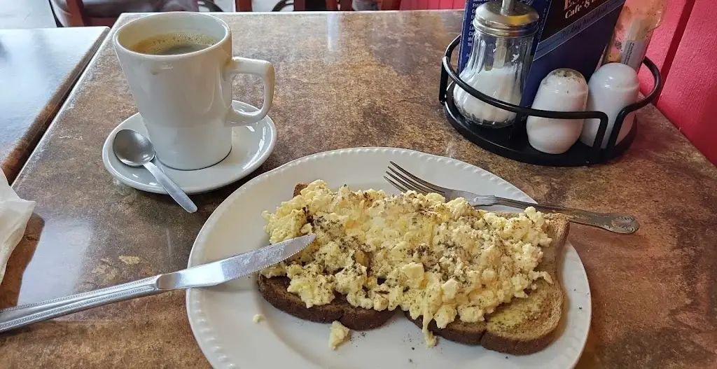 Karl “khome” Home_Escobar's_Charminster_review