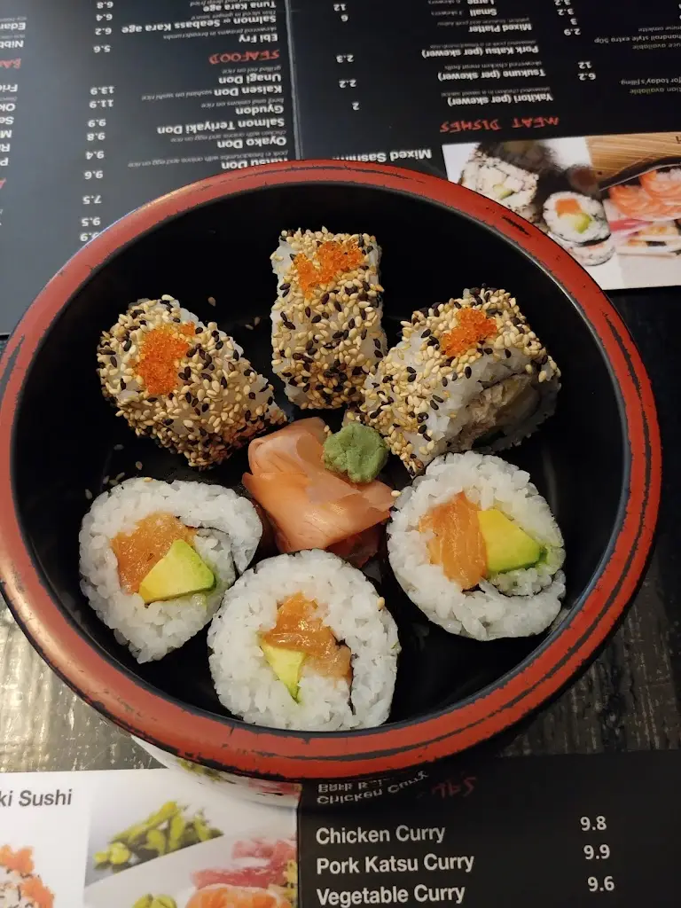 Lisa Johnson_Nippon Inn (ニッポンイン)_Charminster_review