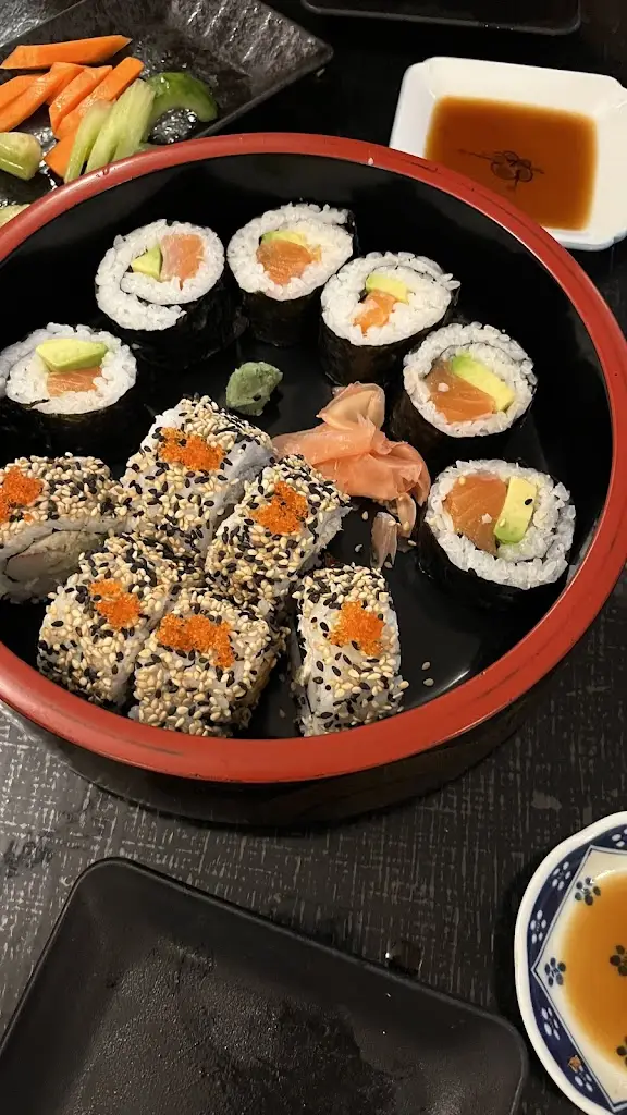 Lily Duke_Nippon Inn (ニッポンイン)_Charminster_review