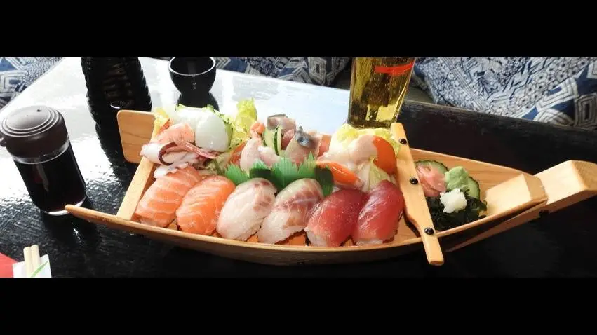 Nippon Inn (ニッポンイン)_Charminster_slider_image_2