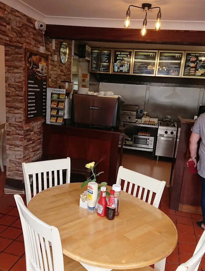 J C_Bridge House Cafe restaurant_Chatteris_review