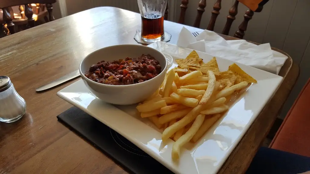 Menu_The Three Horseshoes_Cheddington_image_6