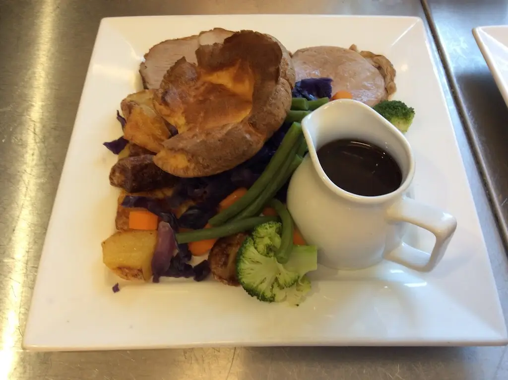 The Three Horseshoes_Cheddington_slider_image_2