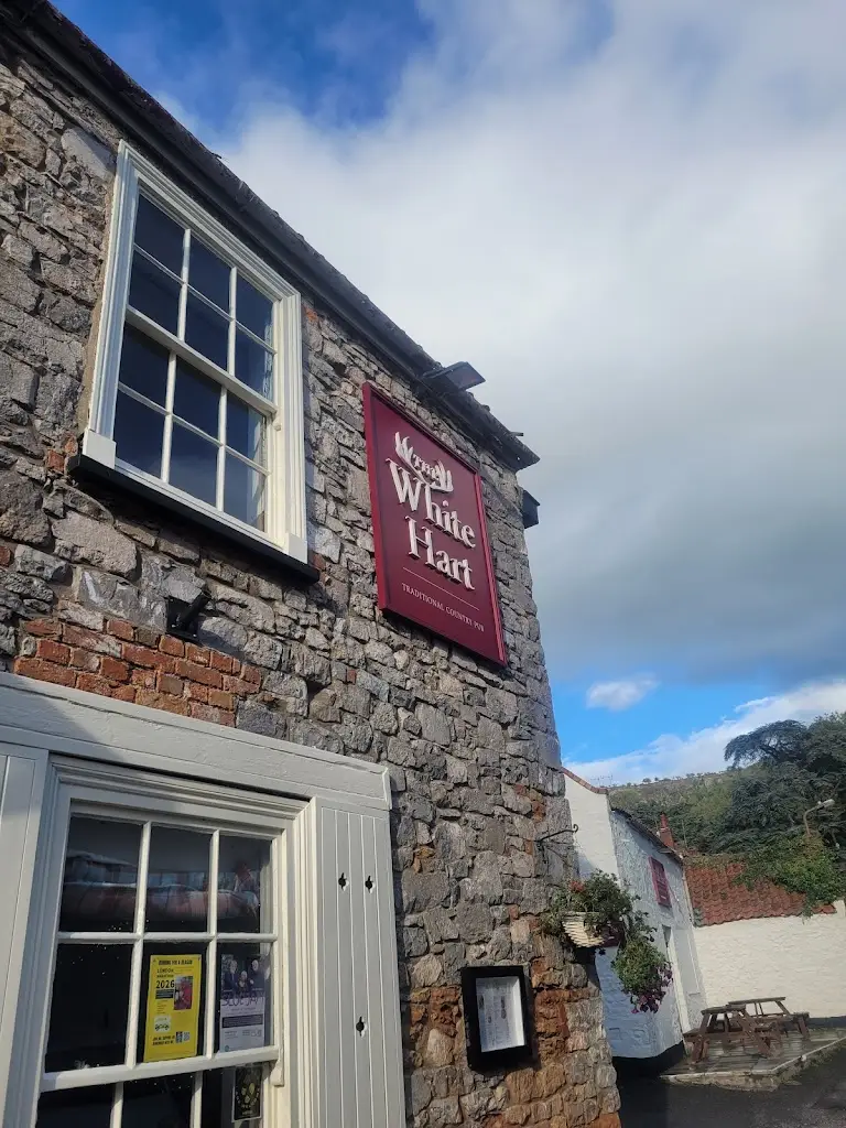 Graeme Walton_The White Hart_Cheddar_review