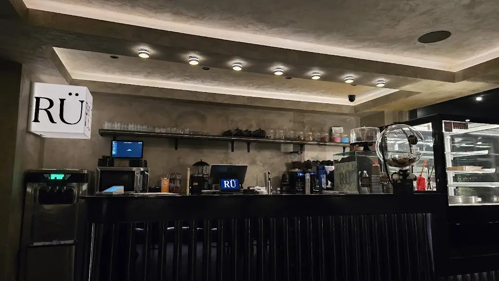 RU Restaurant and Lounge_Cheadle Heath_slider_image_3