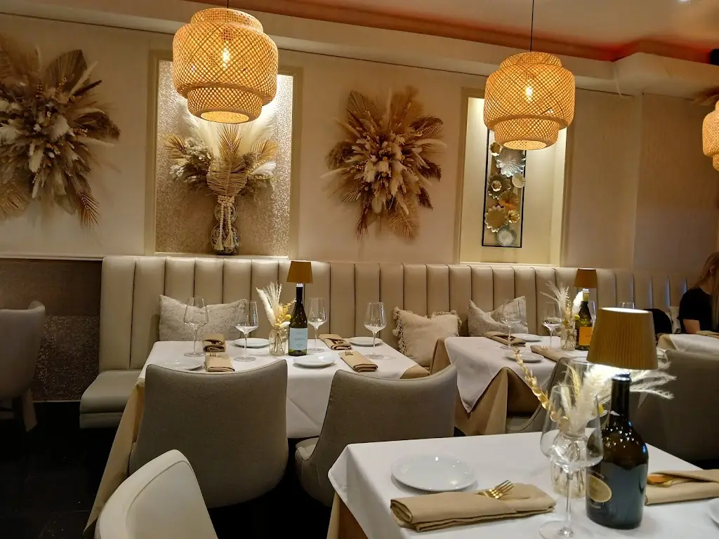 Sapori italian restaurant restaurant in Cheadle Heath