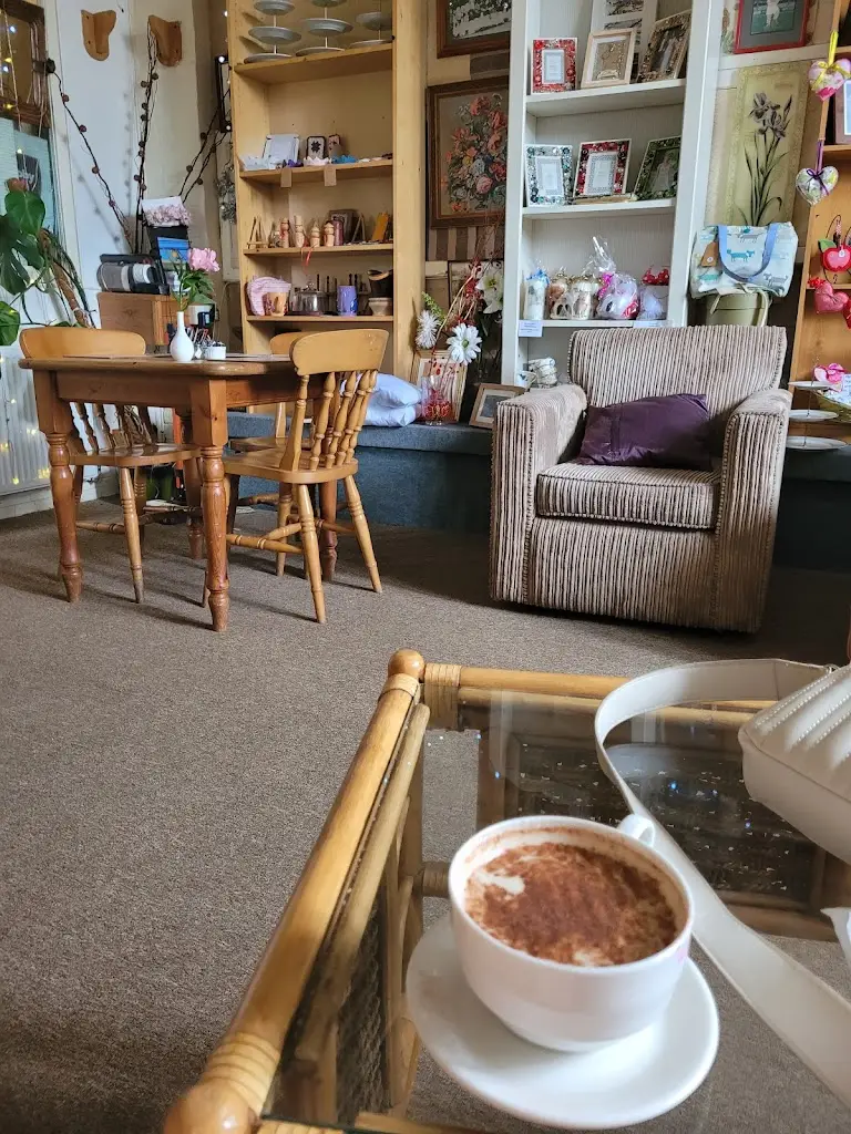 Uswah Asif_Cheddleton Old School Tea Rooms_Cheddleton_review