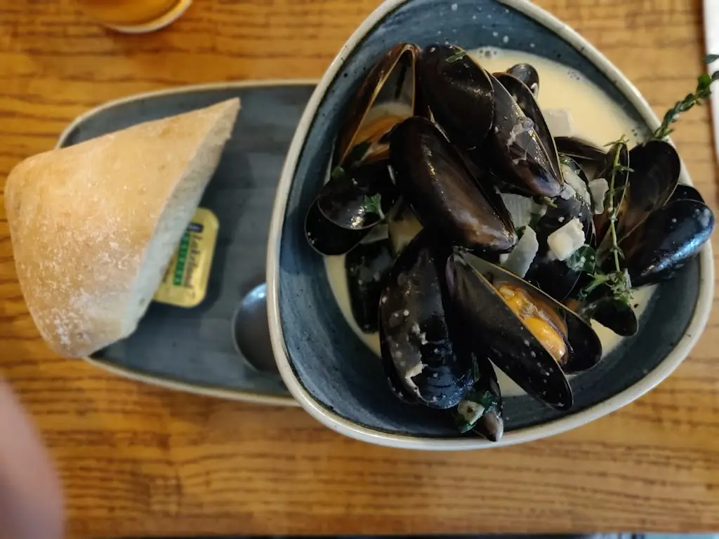 Menu_Matthew's Bistro_Ambleside_image_6