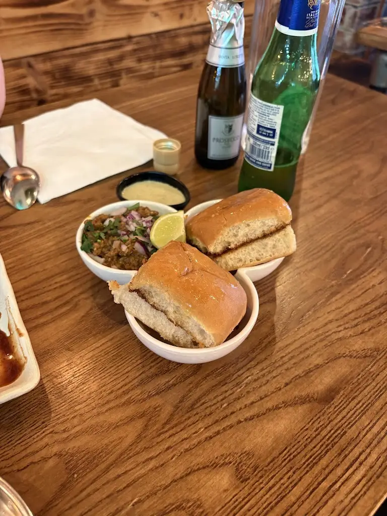 Chit 'N' Chaat Cheadle_Cheadle_slider_image_3