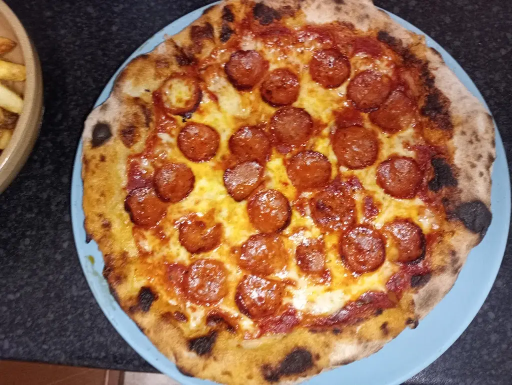 Menu_Pizza La Pietra_Cheadle_image_7