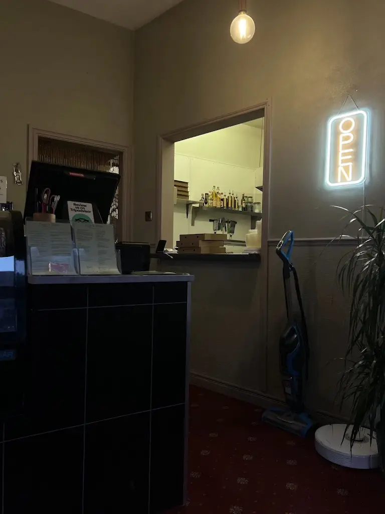 Holly Keyse_Pizza La Pietra_Cheadle_review