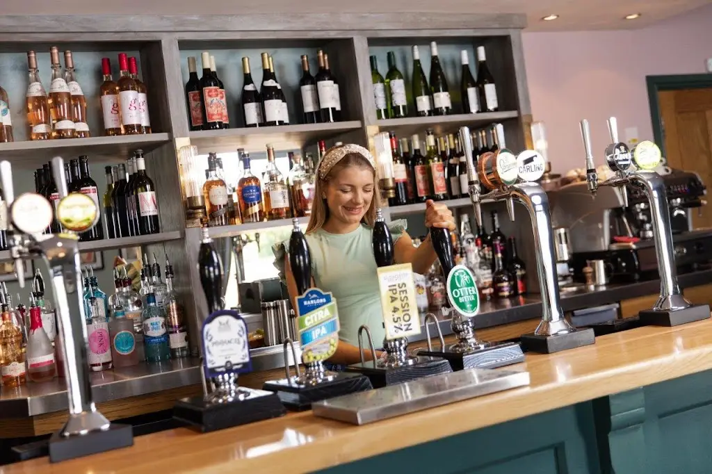 The Royal, Charlton Kings_Charlton Kings_slider_image_1