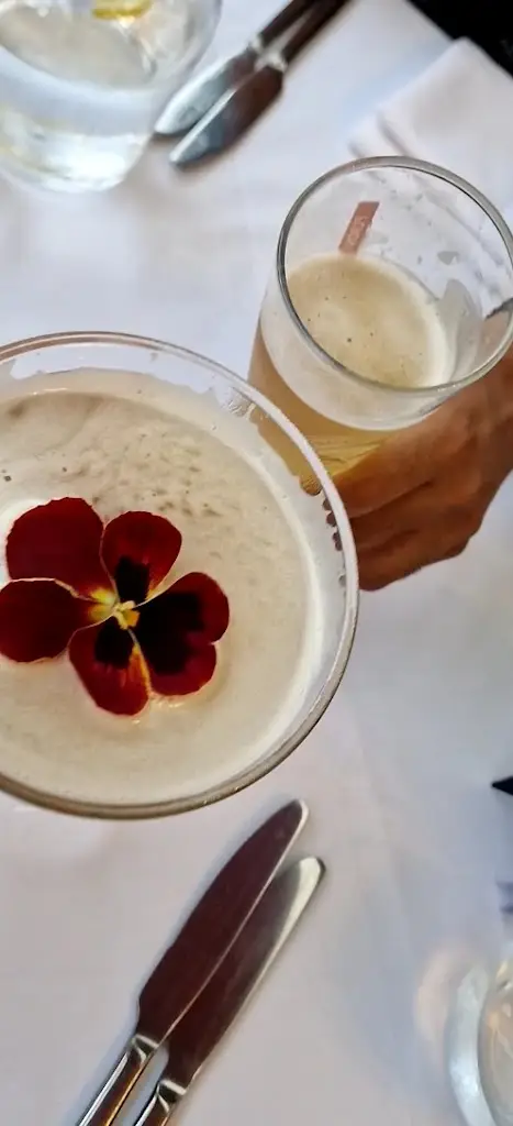 Oncore Dining_Charlton Kings_slider_image_2