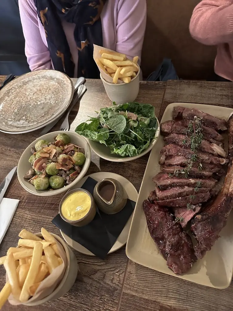 Dan Chan_The Merryfellow_Charlton Kings_review