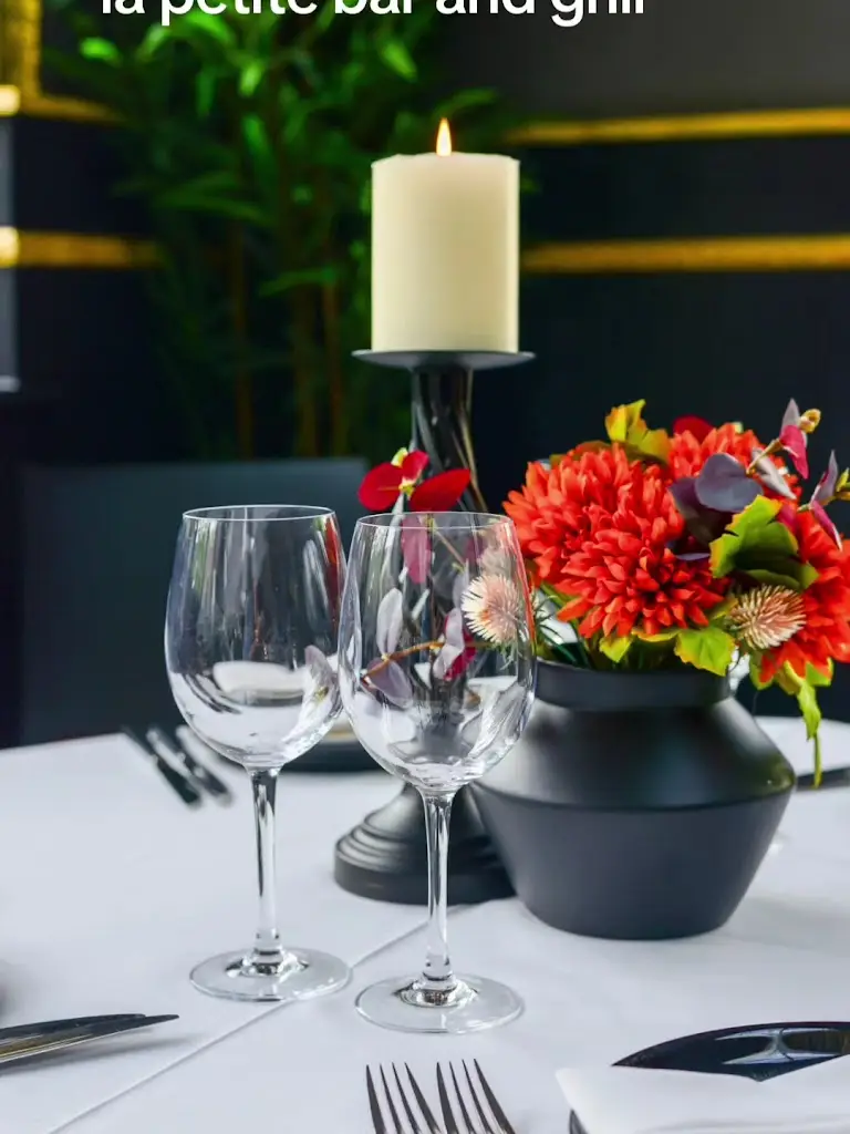 La Petite Bar & Grill - Charlton kings, Cheltenham_Charlton Kings_slider_image_2