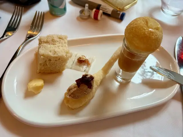 La Petite Bar & Grill - Charlton kings, Cheltenham_Charlton Kings_slider_image_3