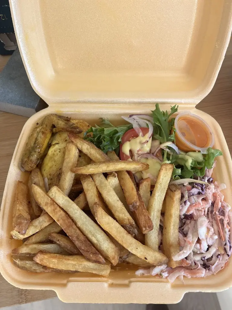 Jenni Clutten_Roasted Cafe_Charlton Kings_review