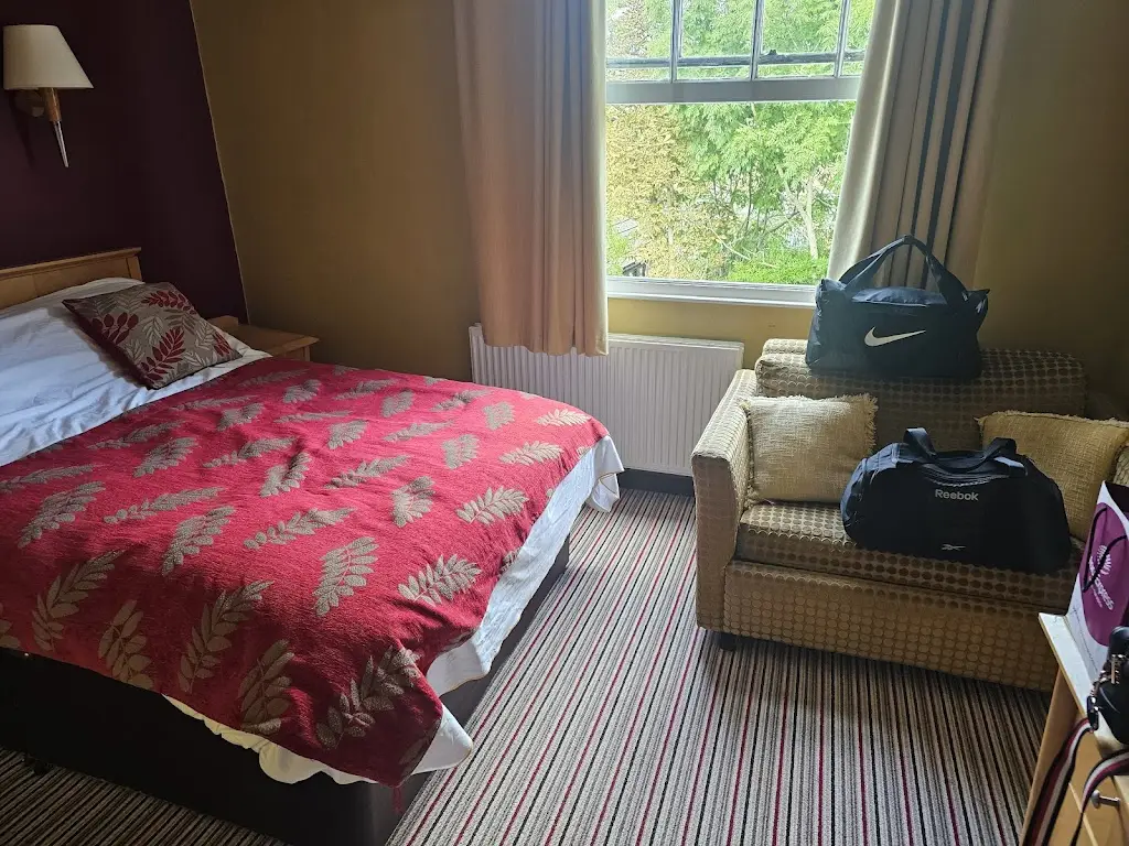 Magda_London Inn_Charlton Kings_review