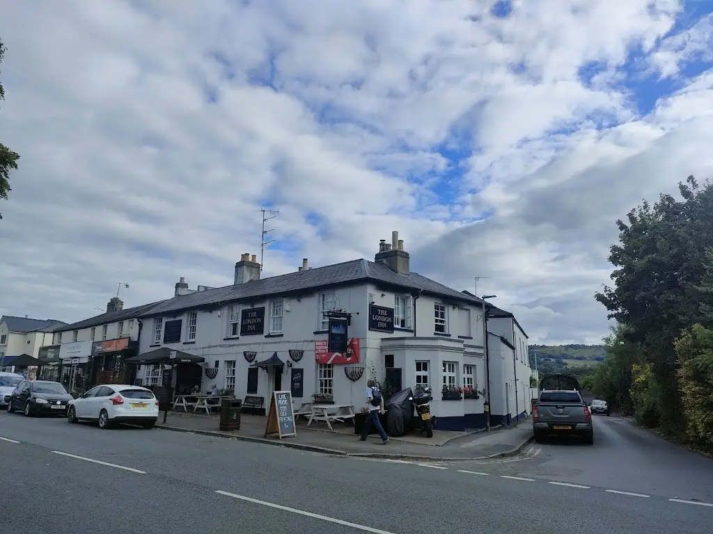 Marc Toone (Girona City Boy)_London Inn_Charlton Kings_review