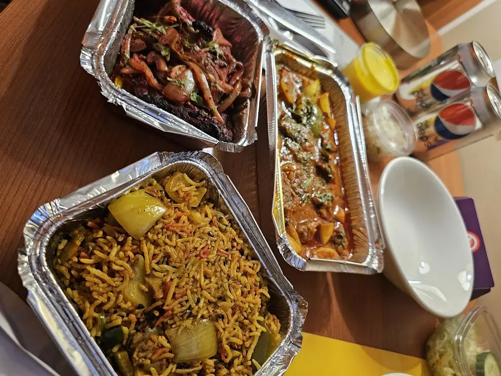 Charlton Kings Tandoori_Charlton Kings_slider_image_3