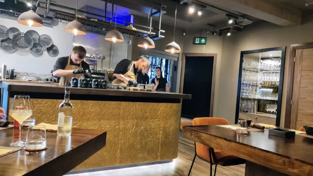 Katie Hewitt-Brake_Restaurant Journey_Charlton Kings_Bewertung