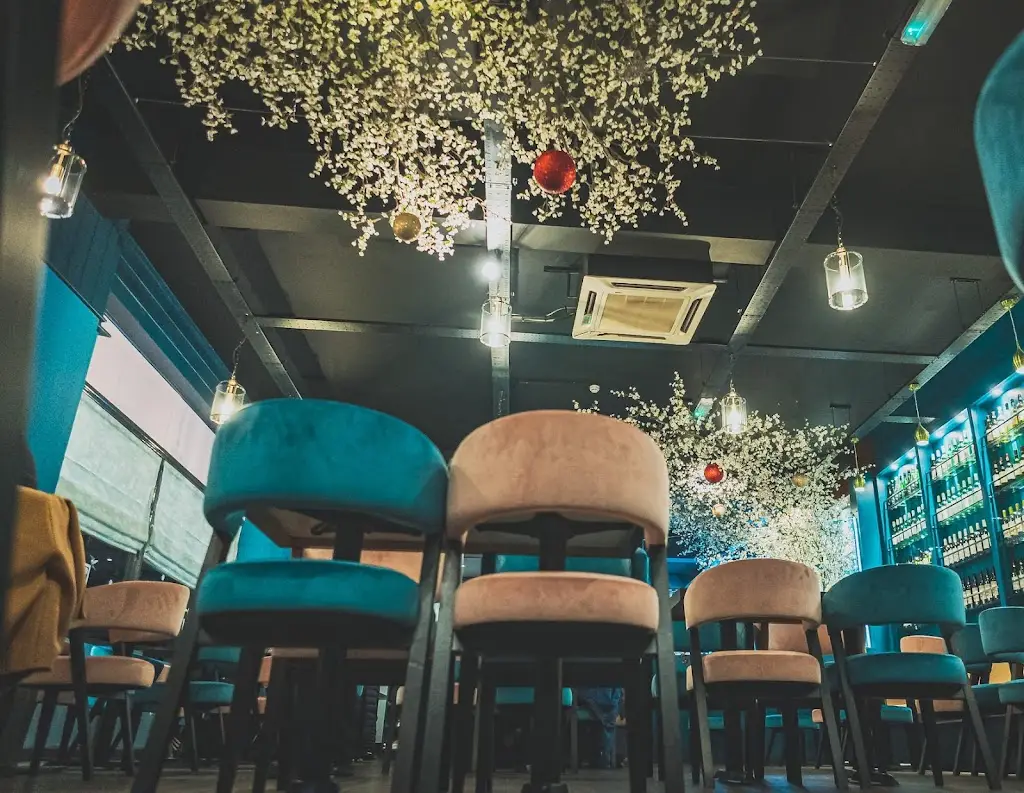 MUSE Brasserie Restaurant in Charlton Kings