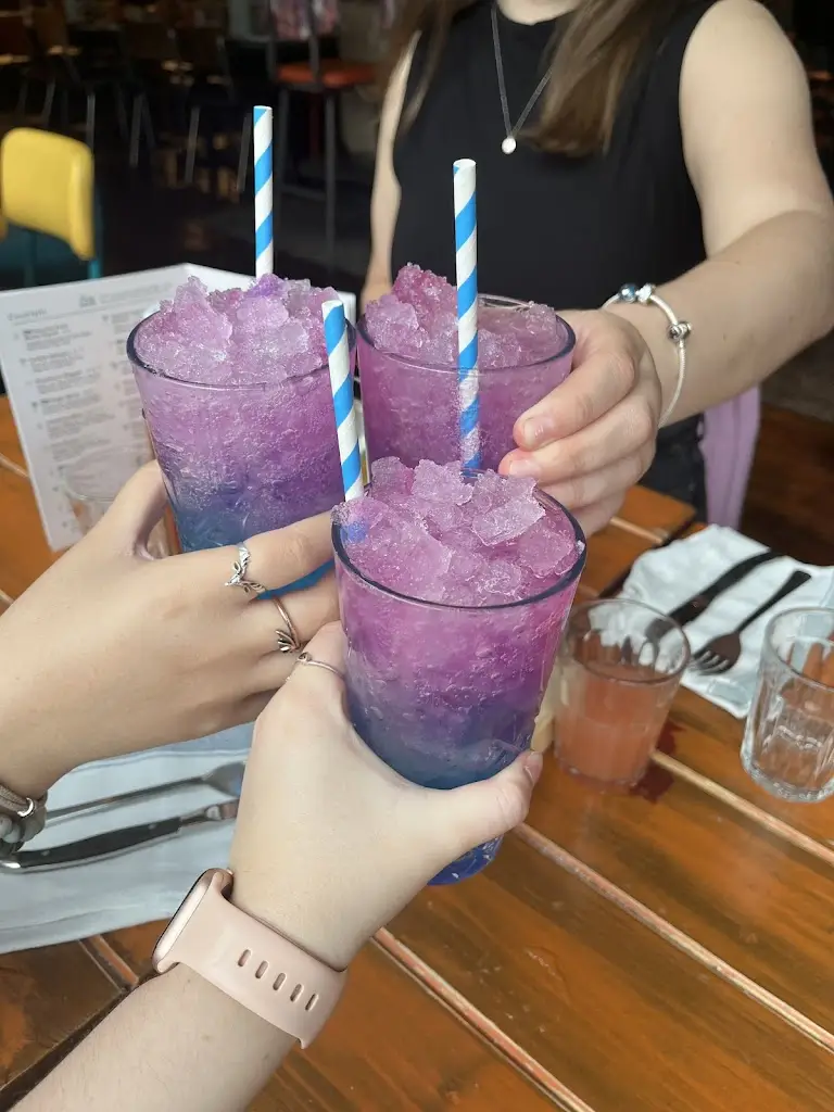 Emily Braund_Turtle Bay Cheltenham_Charlton Kings_review