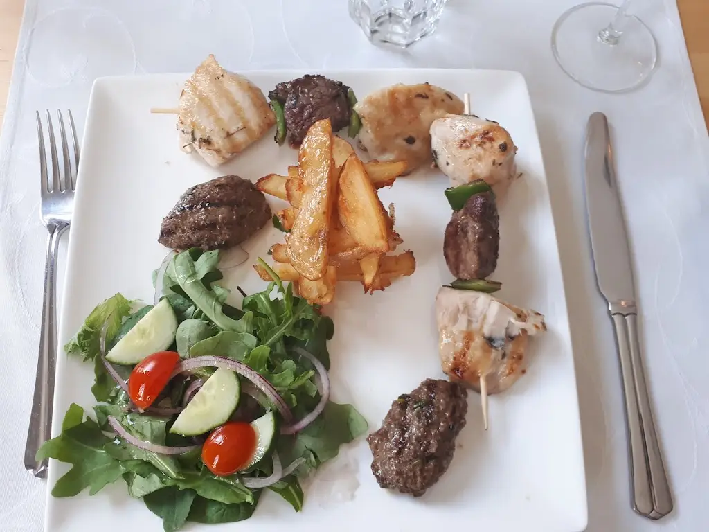 Menu_Daphne Restaurant_Charlton Kings_image_2