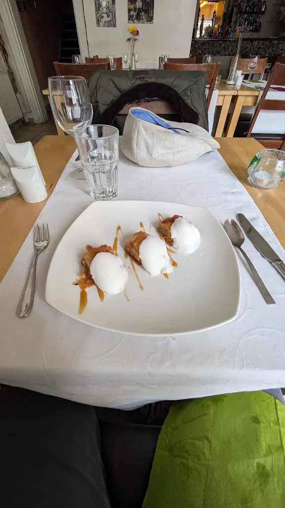 Menu_Daphne Restaurant_Charlton Kings_image_6