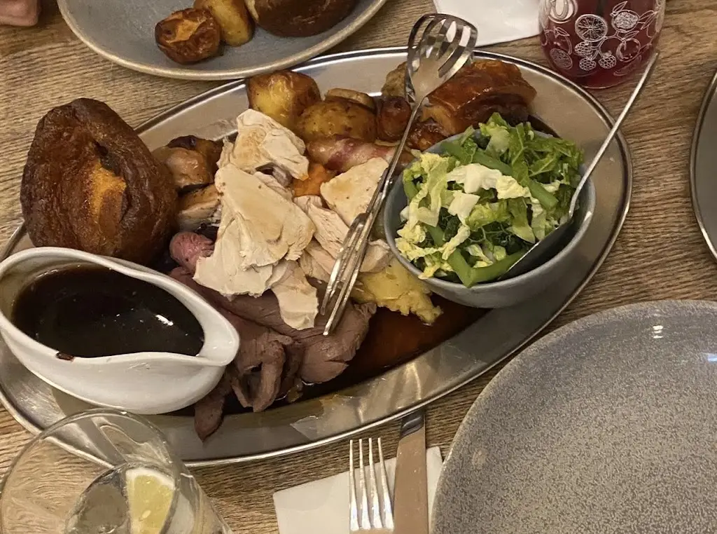 Marcus Hardman_The John Millington_Cheadle Hulme_recensione