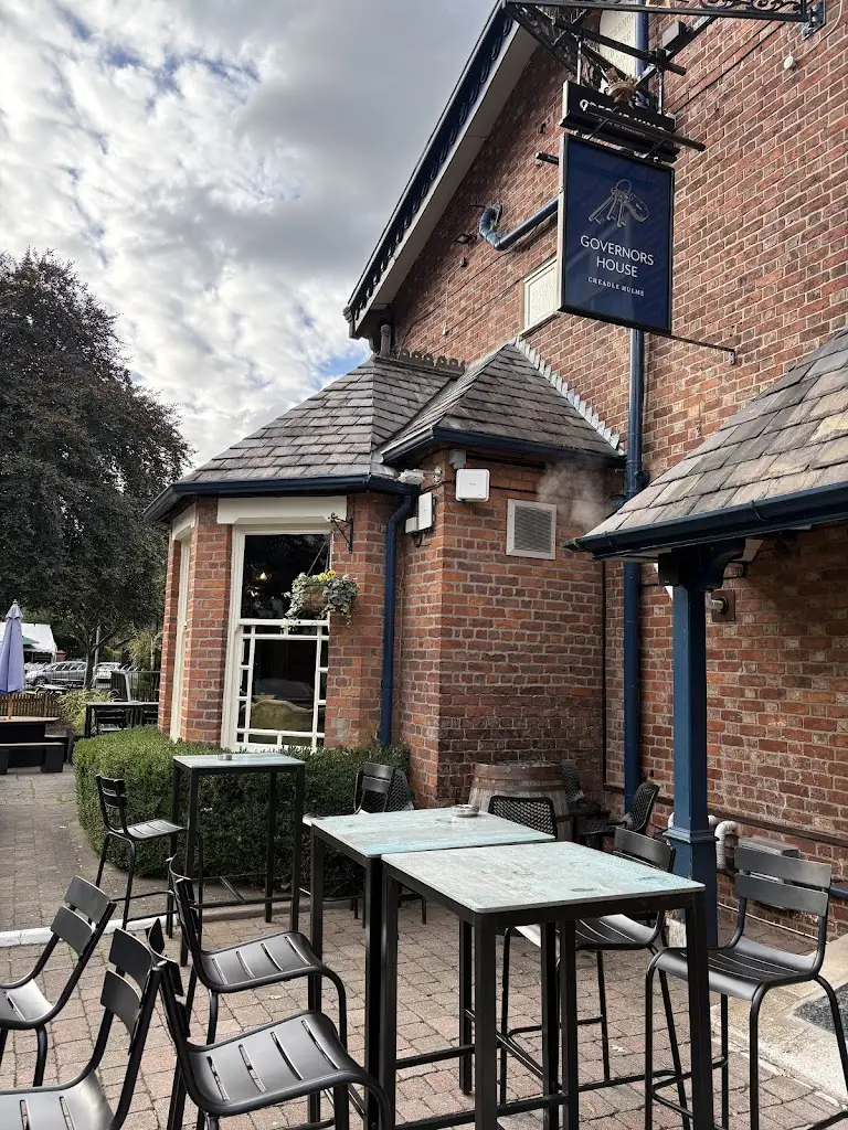 Governors House_Cheadle Hulme_slider_image_2