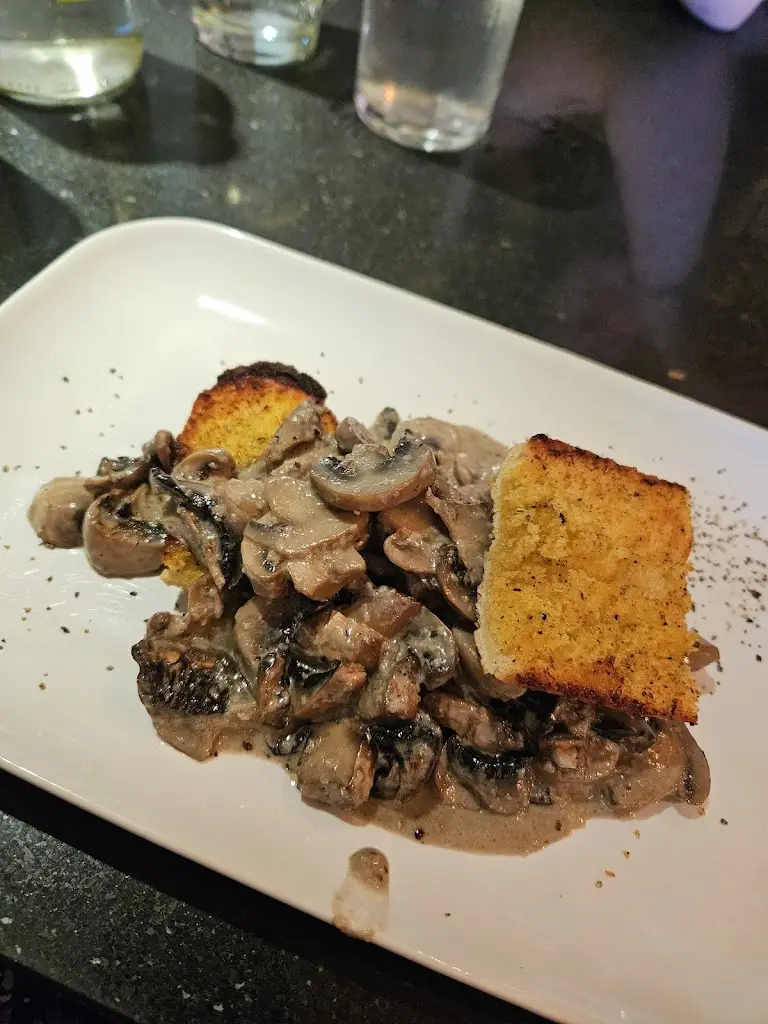 lisalahughes_Luigis_Ambleside_review