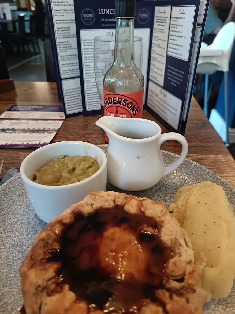 Jennifer Hurton_The Barrel_Chapeltown_reseña