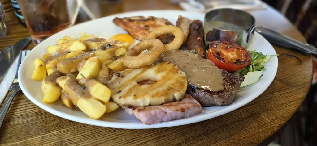 Sean Regan_Acorn_Chapeltown_review