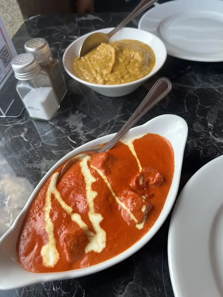 Jess Wheeler_Cardamon Indian Restaurant And Takeaway_Chapeltown_recensione