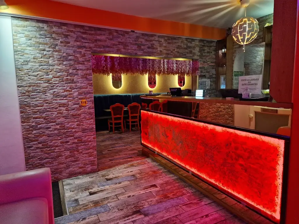 Cardamon Indian Restaurant And Takeaway restaurant in Chapeltown