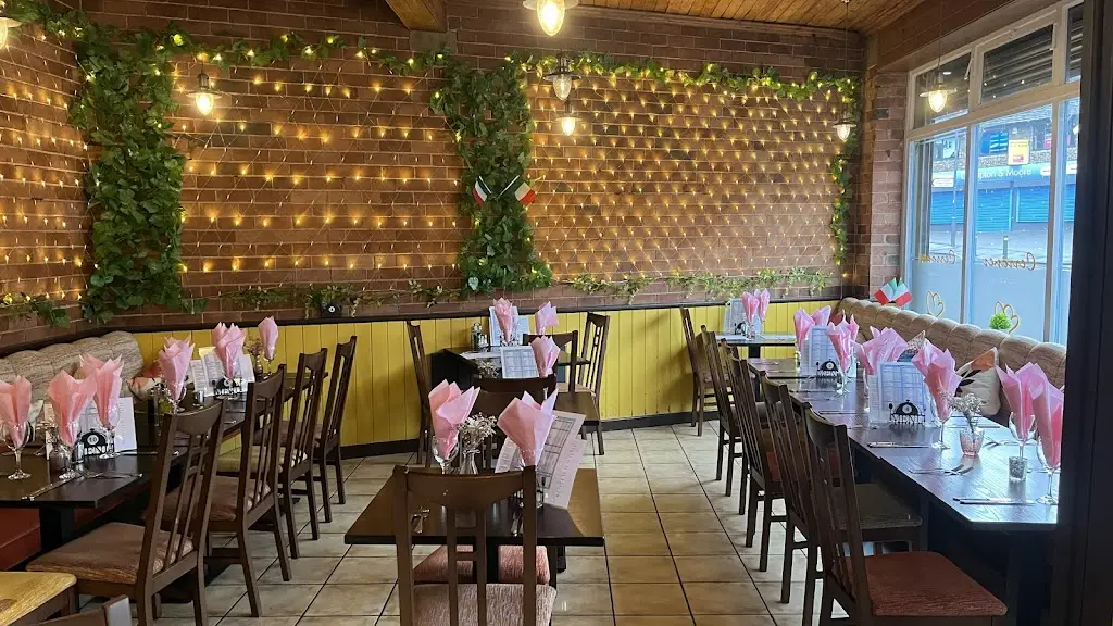 Cerrones Restaurant restaurant in Chapeltown