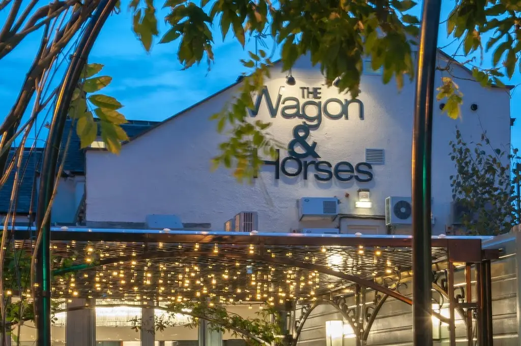 The Wagon & Horses - JD Wetherspoon restaurant in Chapeltown