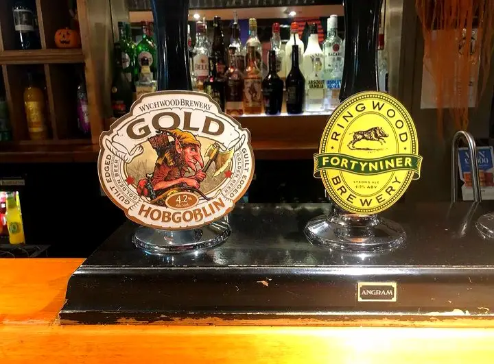 Menu_Bay Horse_Cherry Burton_image_1