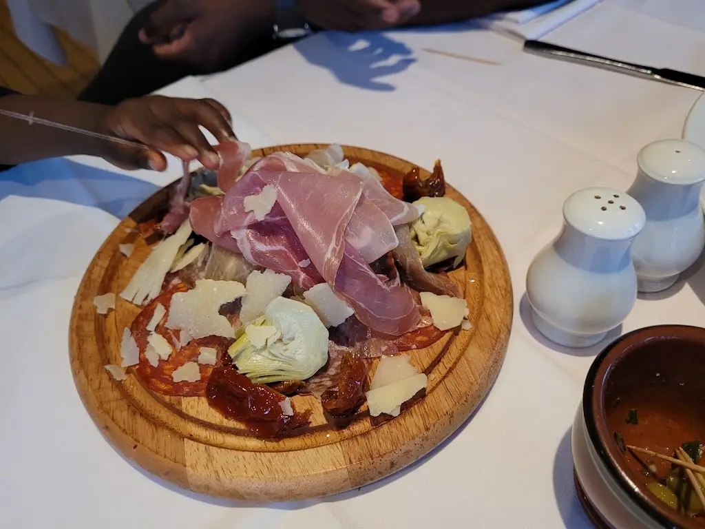 Ekleba OS_Mimi e Coco_Cheam_review