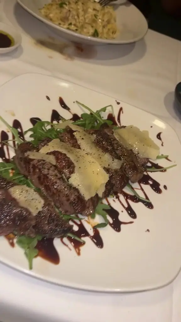 Mimi e Coco_Cheam_slider_image_2