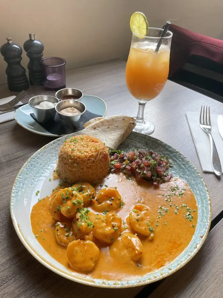 Genevieve Lau_The Encanto Kitchen_Cheam_review